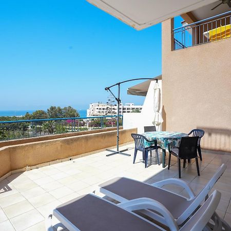Resitour - Kings Palace Paphos Bagian luar foto