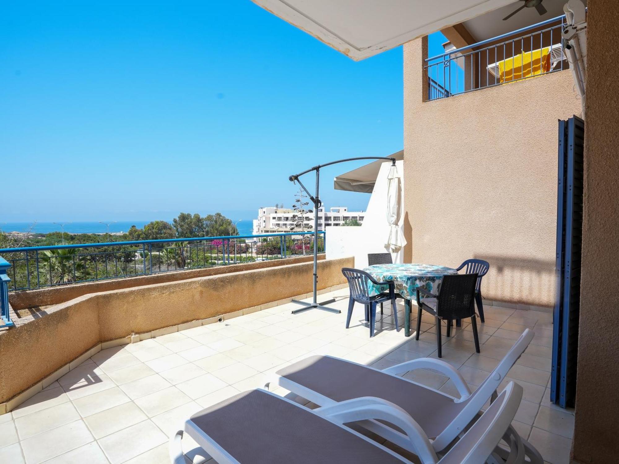 Resitour - Kings Palace Paphos Bagian luar foto
